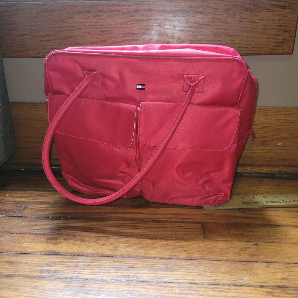 Tommy Girl Two-piece‎ Travel Set "Girl on the Go" Weekender Toiletries Bag Red